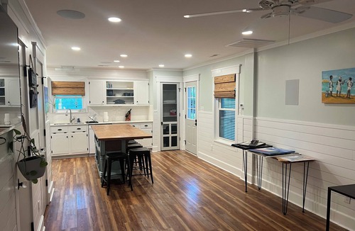 Emerald Isle House | Emerald Isle pet-friendly home with fee & free beach parking & golf cart.
