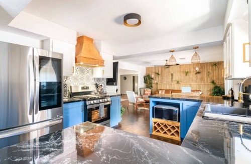 Westbury House | Empress Bamboo Lagoon