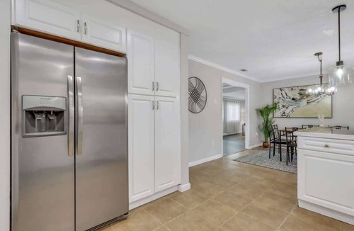 Pooler House | Enjoy Savannah 4BR w/King Bed