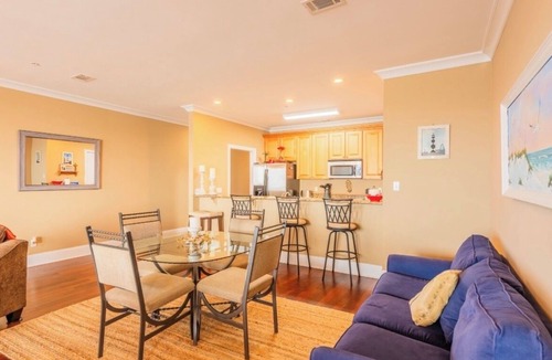 Carrabelle Condo | Enjoyable 2-bedroom waterfront condo in charming Carrabelle