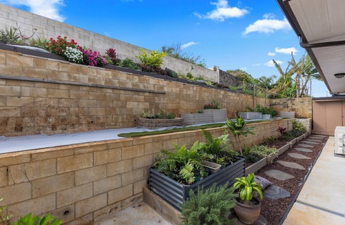 Portlock House | Enjoyable 5-bedroom house with AC in Honolulu