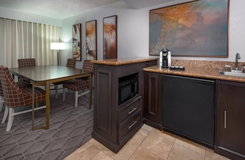 Park Central Hotel | Ensuring a Very Comfortable & Memorable Stay! 4 Relaxing Units, Indoor Pool!