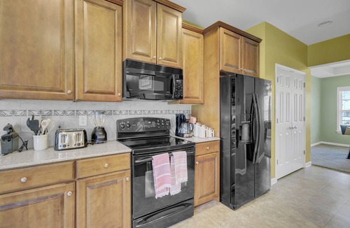 Summerville House | ENTIRE ENJOYABLE HOUSE WITH PLAY BOARDS IN SUMMERVILLE 5BEDROOM