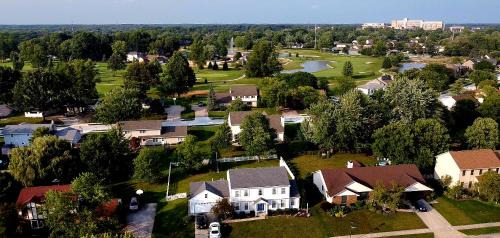 Fort Wayne House | Entire Home in Golf Community - 5 Furnished Bedrooms