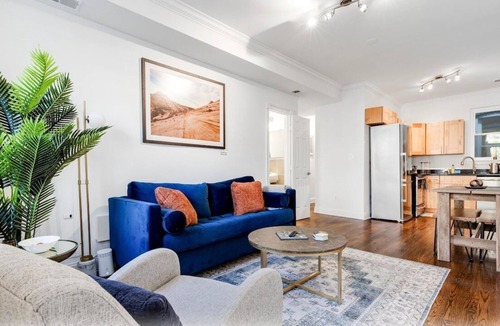 Truxton Circle House | Entire Rowhome in Northwest Washington (Dedicated Parking Spot Available)
