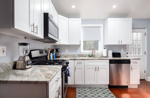 Park View House | Entire Townhouse - No parking