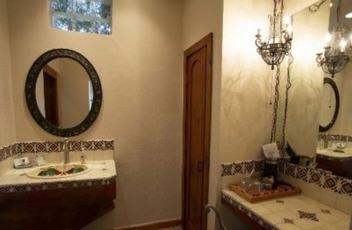 Kerrville Apartment | ESCONDIDA SUITE #9 KING