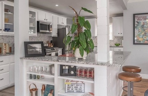 Skyview House | Evelyn's Skyview Cottage