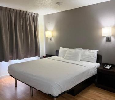 Northwest Dallas Hotel | Everstay Living