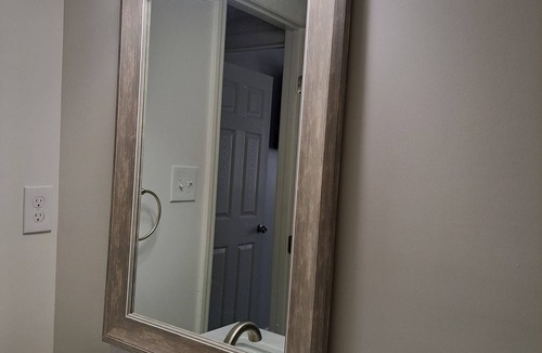 Albany Condo | Everything you need and more!