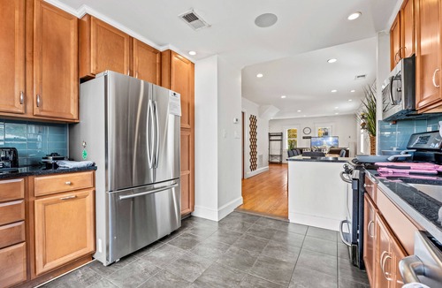 Arlington Apartment | Executive 4bdr House minutes from D.C.