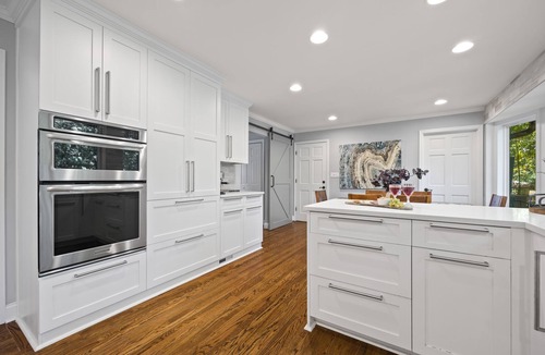Roswell House | Executive 5BR Home with Hot Tub and Game Room