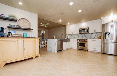 Fairway Village House | Executive Golf Retreat | Chef’s Kitchen & Lanai | Saddlebrook Resort Home w/Optional Amenities