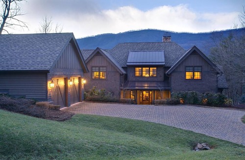 Mill Spring House | Expansive Golf Resort Home with Mountain Views - Family Friendly