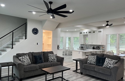 Weston House | Experience Elegance at our Luxury Ranch with New Pool & Deck