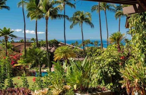 Wailea Condo | Experience the Magic of Maui at Ekahi 13C