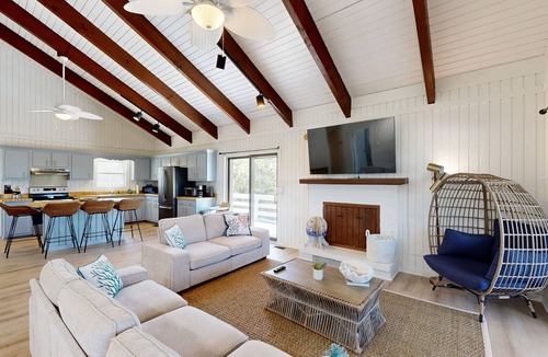 Sea Scape House | Experience the ultimate beach vacation at Seascape Cove
