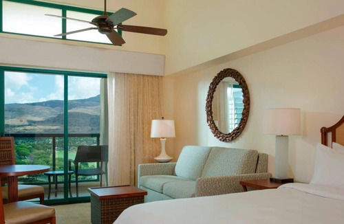 Ko Olina Resort | Experience Unparalleled Luxury in a Mountain View Studio at Marriott’s Ko Olina!