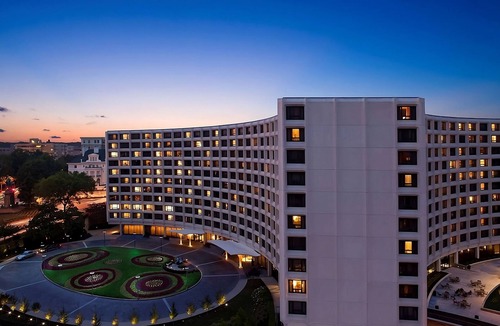 Dupont Circle Hotel | Explore and Relax! Pets Allowed, Seasonal Outdoor Pool!