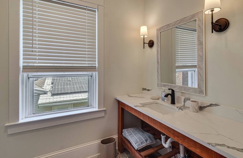 West Chester House | Explore Dtwn & WCU! Walkable West Chester Getaway