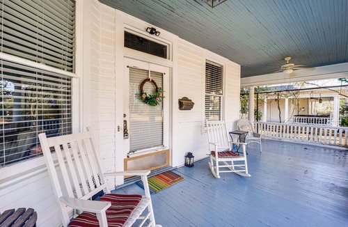 Greater Belhaven House | Explore Jackson! Historic Belhaven Home w/Porch
