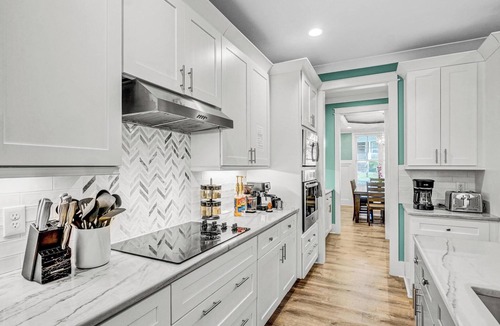 Durham House | Exquisite Downtown Retreat2 Min to DPAC 5 Min Duke