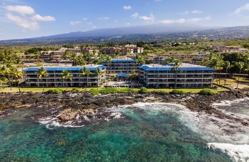 Historic Kailua Village Condo | Exquisite Sunset & Renovated Oceanview Condo - 10% Discount on 7 day booking