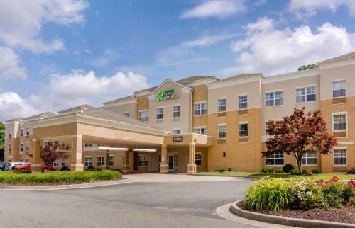 Dumbarton Hotel | Extended Stay America Suites - Richmond - W Broad Street - Glenside - North