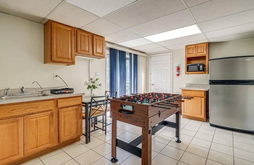 Oxon Hill-Glassmanor House | Extended stay with a big discount Near DMV & Major Highways.