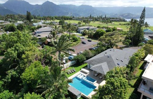 Princeville House | F-71 Queens Bath Point