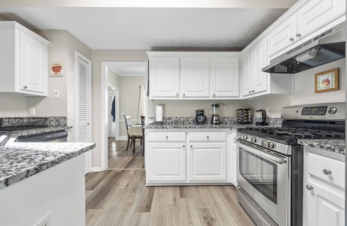 Conyers House | Fabulous 4BR Home, Office, Game Room & Deck/Huge Lawn