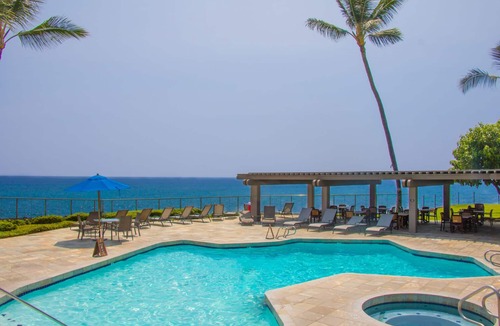 Keauhou Condo | Fabulous Kona oceanfront 6 bedrooms for 12!