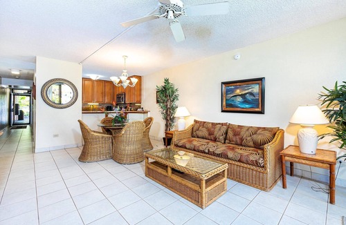 Kihei Condo | Faces Kamaole Beach Park 3, Ground Floor, Large Lanai, ocean view