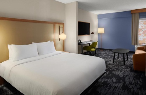 Lexington Hotel | Fairfield by Marriott Inn & Suites Columbia Lexington