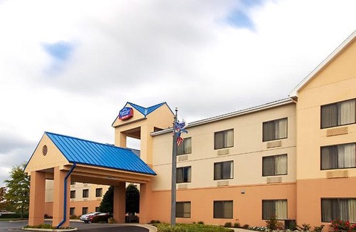 Greenbrier East Hotel | Fairfield Inn and Suites By Marriott Chesapeake