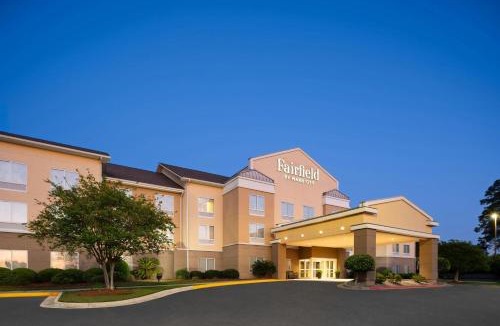 Tifton Hotel | Fairfield Inn and Suites by Marriott Tifton
