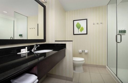 Linthicum Heights Hotel | Fairfield Inn & Suites Baltimore BWI Airport
