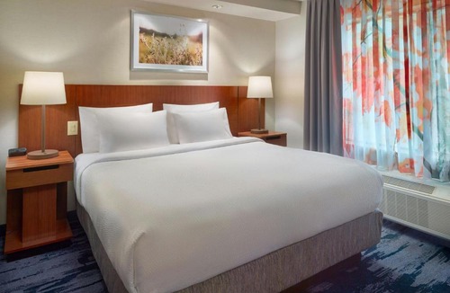Ballenger Creek Hotel | Fairfield Inn & Suites by Marriott Frederick