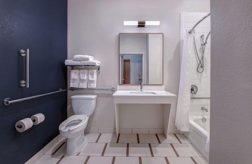 Greenwood Hotel | Fairfield Inn & Suites by Marriott Greenwood