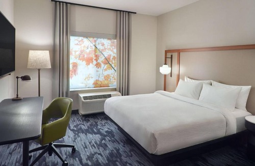 Athens Hotel | Fairfield Inn & Suites by Marriott Athens-University Area