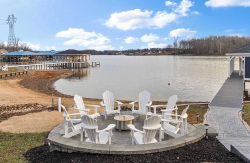 Mineral House | Fairview Lake Haven | New Waterfront Home | Private Side | 6BR/4BA | Boathouse & Dock
