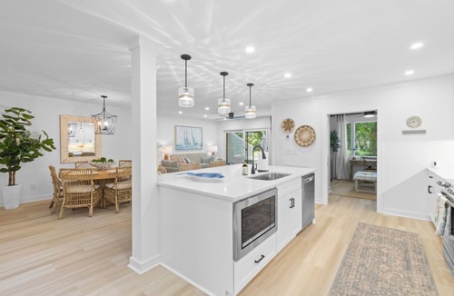 Isle of Palms Villa | Fairway Dunes 11 - Immaculate Remodel! Pickleball!