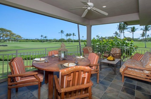 Kaupulehu Condo | Fairway Villa 120A: Charming w/Shared Pool, AC, Golf Cart & Lanai Ocean Views