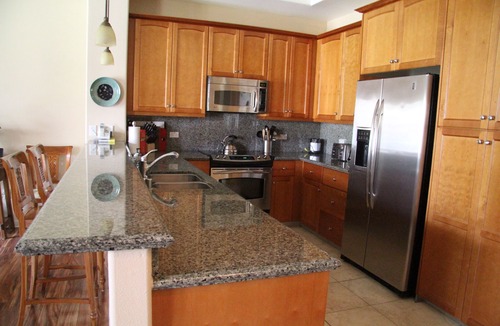 Kamuela House | Fall in Hawaii! See Our Location!.Read Our Reviews!.So Many Extras!