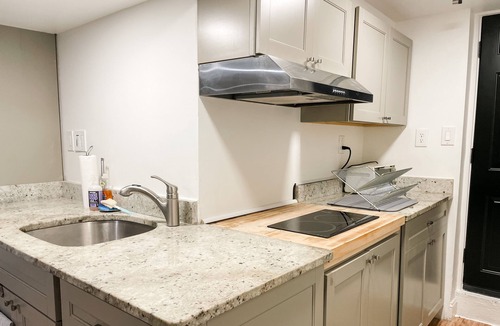 Mount Pleasant Apartment | Family-Friendly 1 Bedroom - Mt. Pleasant-AdMo-CoHi