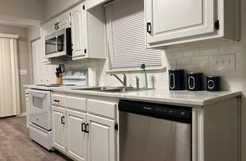 Columbus Apartment | Family-Friendly 5BR Close to Fort Benning with pool and fun!