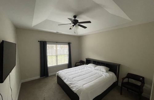 West Columbia House | Family Friendly Home Near Everything