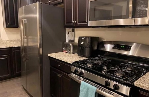 St. Charles House | Family Friendly Home near DC