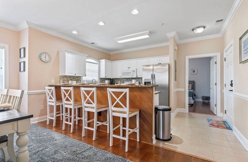 Central Myrtle Beach Condo | Family Oasis: Charming 3-BR Myrtle Beach Condo - Adventure, Sun & Golf Fun!