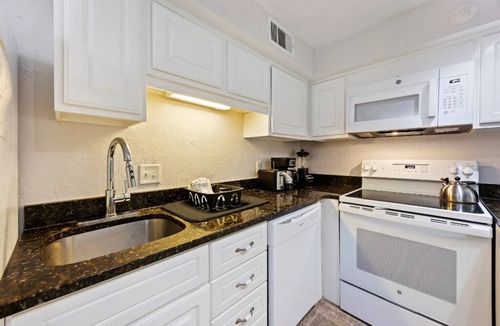 North Forest Beach Resort | Family Vacation | Hilton Head Spacious Villas & Poolside Relaxation